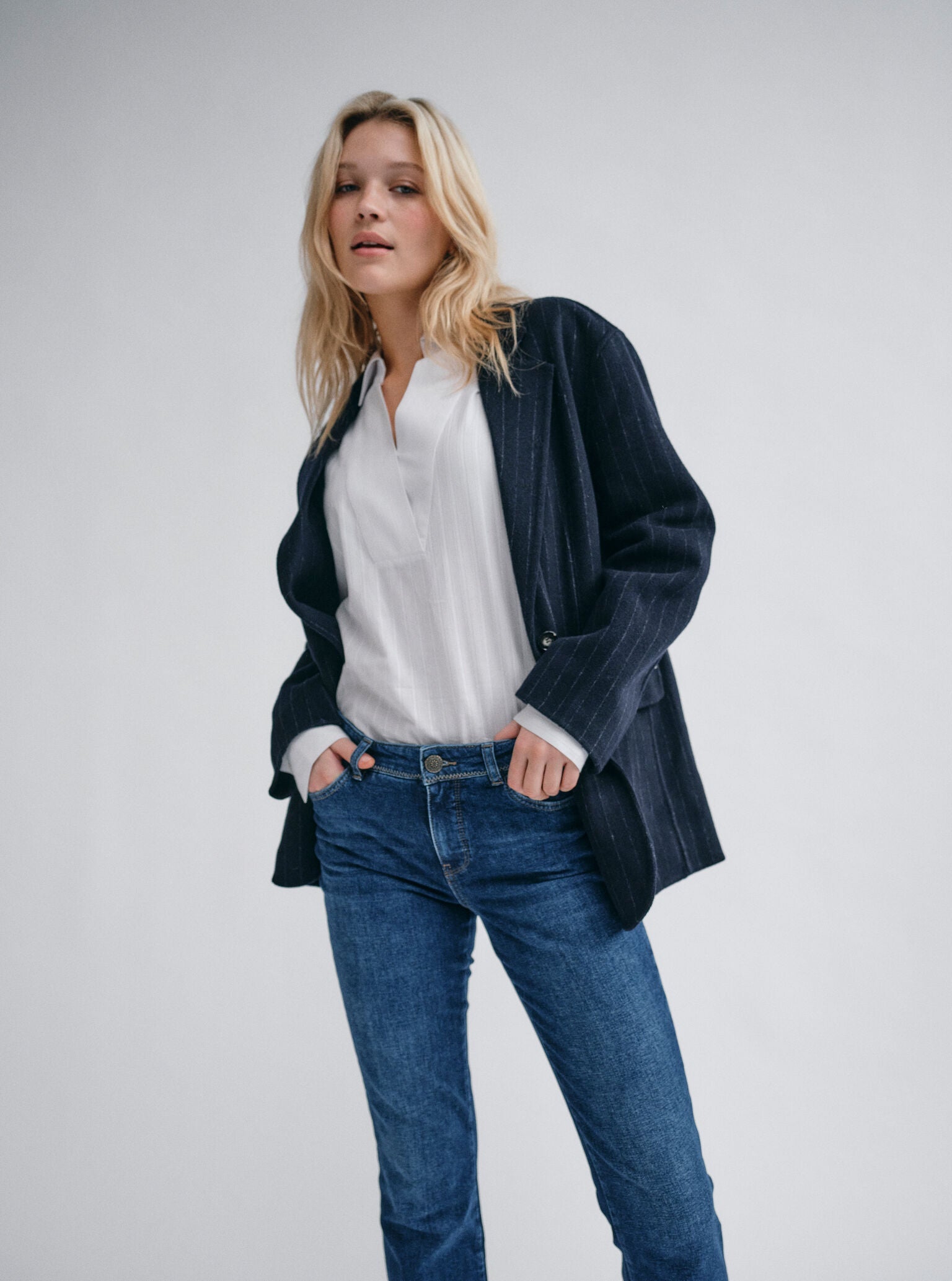 Modelshot / Blue / Detail